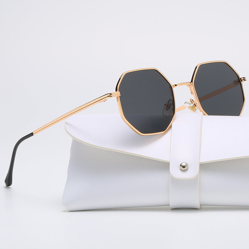 Vintage Frame Sunglasses